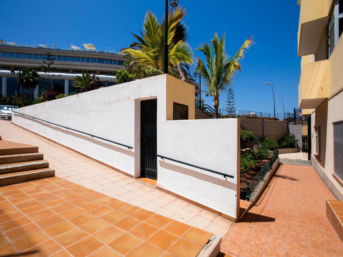 206 Los Angeles Arona  Exterior photo